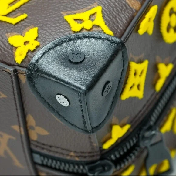 Louis Vuitton Soft Trunk Monogram Taffetage Speedy. *Rare* - Picture 5 of 16